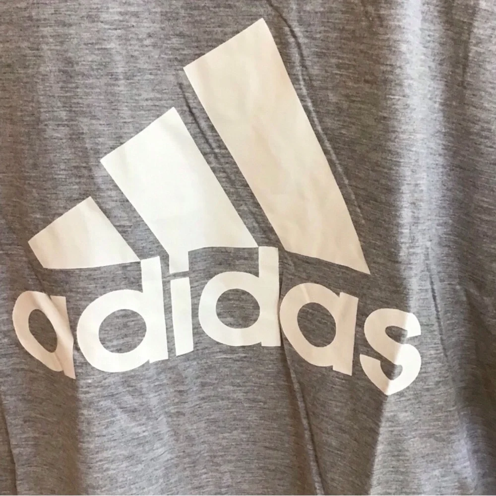Adidas Golf Graphic Tee (NWT) (Size: Large)